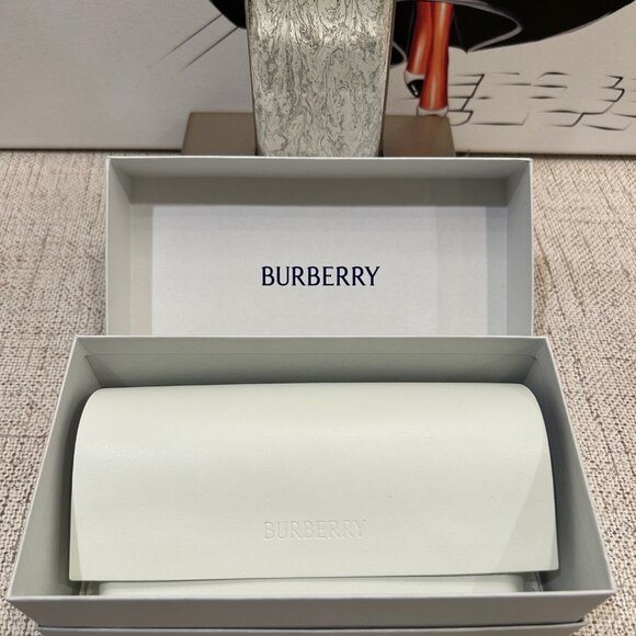 Burberry Check Lichen Sunglasses main image 4